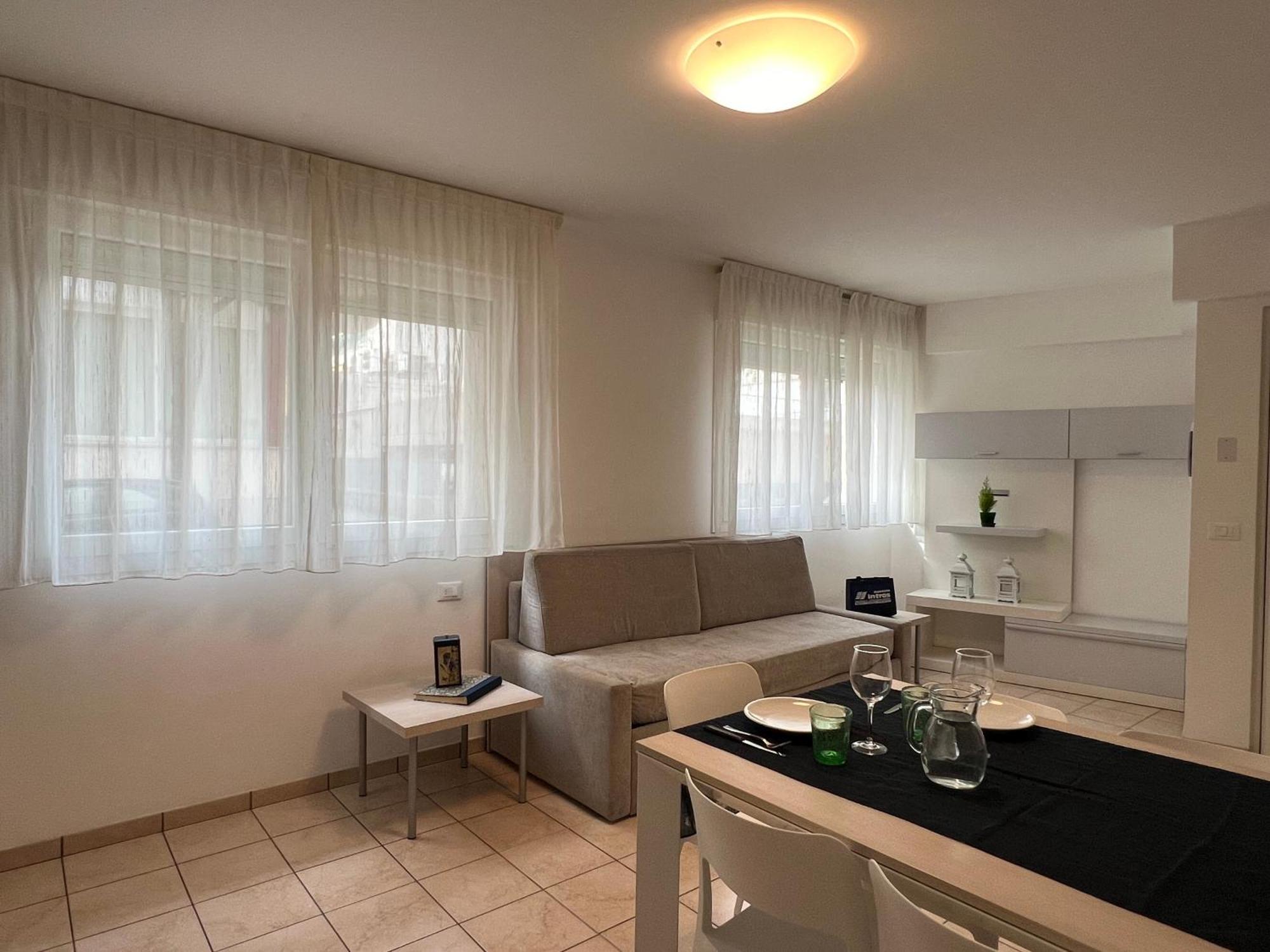 Appartamenti Mare Lignano Sabbiadoro Exteriör bild
